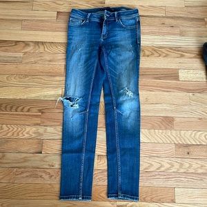 size 24 ripped skinny jeans from zara.